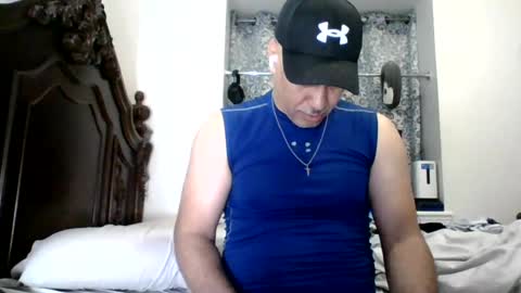 luis online show from July 23, 1:58 am