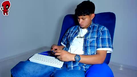  Dominic  online show from May 21, 4:08 am