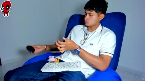  Dominic  online show from May 9, 1:50 am