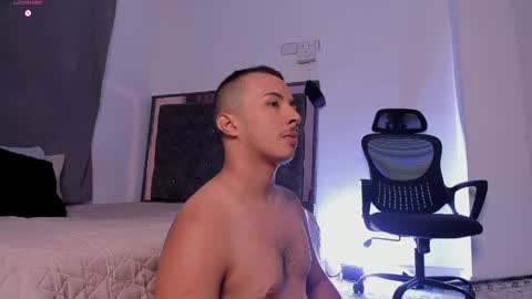 Donat Independent Model online show from May 21, 2:07 am