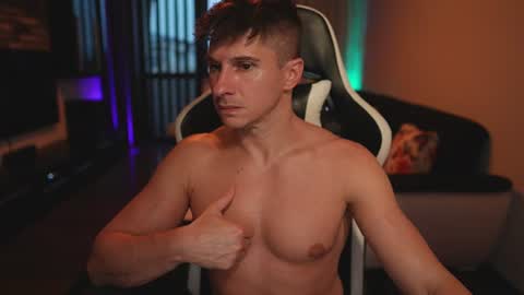 Dorian Reyes online show from July 20, 3:13 am
