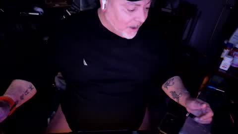 Drake D Vamp aka Drake DarkRose online show from April 30, 6:53 am