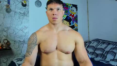 drake_xion1 online show from May 4, 11:50 pm