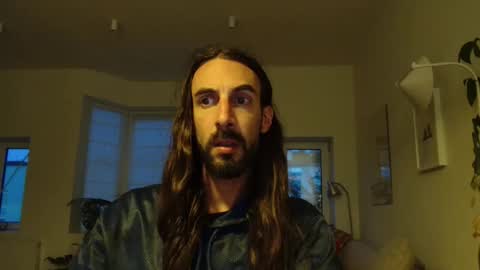new profile Aircum99  online show from May 10, 7:48 pm
