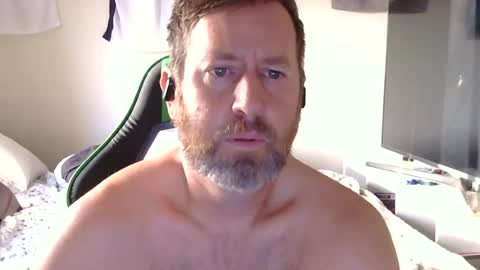 luvslutz online show from July 30, 1:49 am