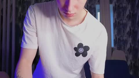Mark online show from May 27, 1:57 am