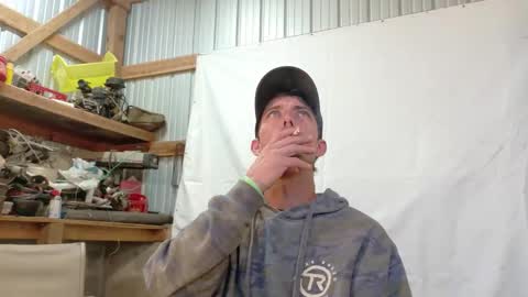 Inexperienced catfish online show from May 2, 6:43 pm