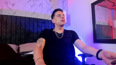 Dustin Sonne online show from May 13, 3:58 am