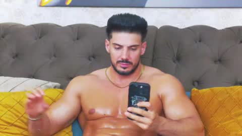 Dustin online show from May 6, 8:26 am