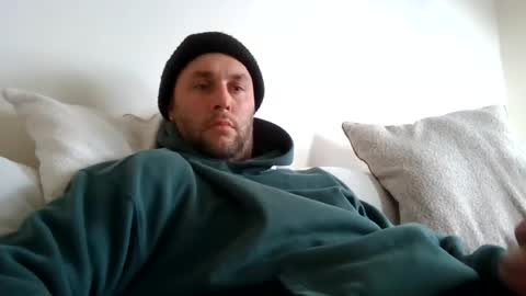 dustyroy09 online show from August 10, 6:19 am