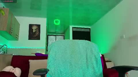 dwayne_brown online show from July 26, 3:31 pm