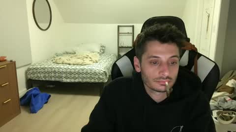 Dylans A Dick online show from May 11, 8:05 am