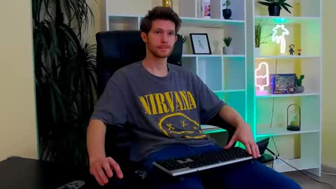 eddie_baker online show from April 29, 2:38 am