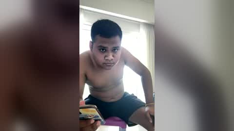 eduardossj18 online show from August 4, 7:18 pm