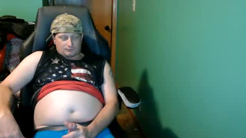 edwardaims_2please online show from July 24, 2:09 am