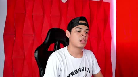 edy online show from May 17, 6:48 pm