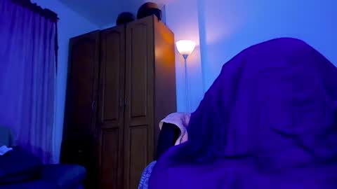 eiden_allenx1 online show from July 22, 1:52 am