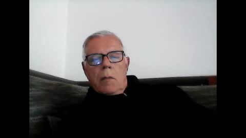 eisbaer1957 online show from May 6, 12:17 pm