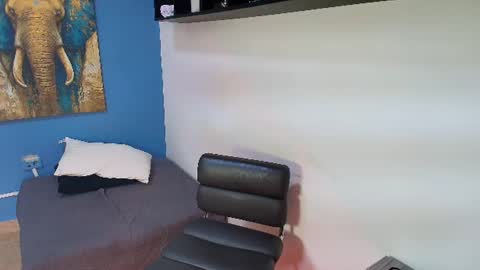jonathan online show from July 25, 7:21 pm