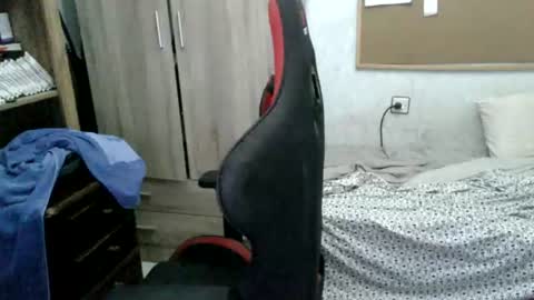 elamordeyuli online show from July 30, 1:43 pm