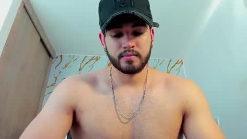 Elian online show from July 28, 7:39 pm