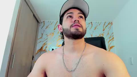 Elian online show from July 27, 10:17 pm
