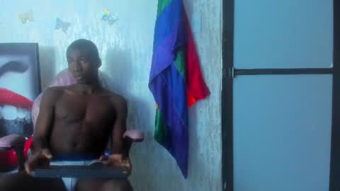 E L I O online show from July 28, 2:13 pm