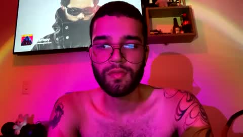 ELLIOT  online show from July 8, 10:47 pm