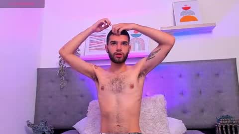 ELLIOT  online show from July 5, 2:24 pm