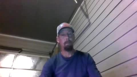 elwooood7 online show from May 3, 12:41 pm