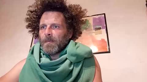 elyjahoye online show from May 6, 9:26 pm