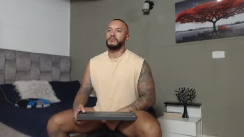 emanuelspencer online show from June 16, 7:27 pm