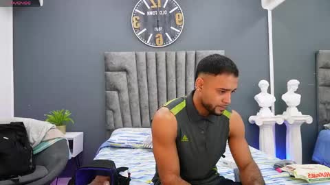 Emilio online show from May 14, 11:30 am