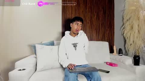 Ender online show from June 15, 1:36 pm