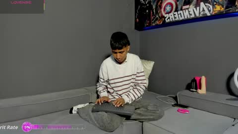 Ender online show from May 11, 1:46 pm