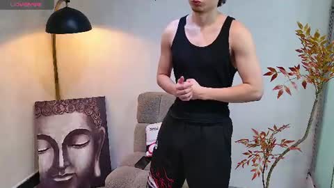 enzo_steel online show from June 11, 11:19 am