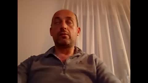 epu17 online show from May 15, 6:49 pm