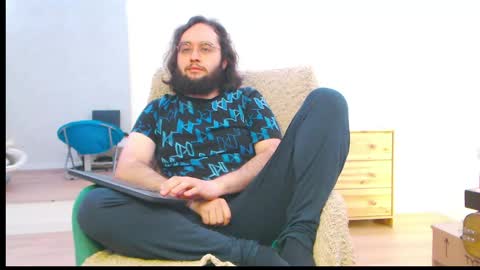 Eren online show from May 16, 5:05 am
