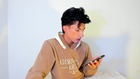 erick online show from May 22, 5:12 am