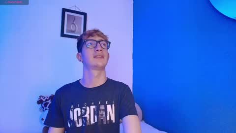 I am Erik online show from May 15, 9:23 pm