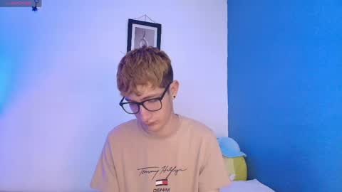 I am Erik online show from May 16, 8:07 pm