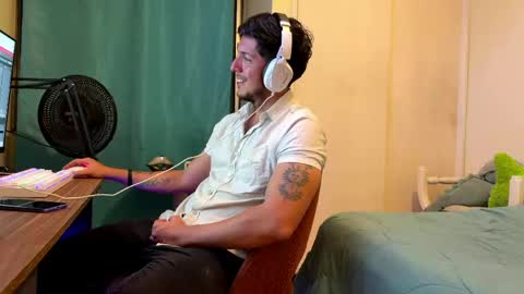 eros_mos online show from May 2, 3:20 am