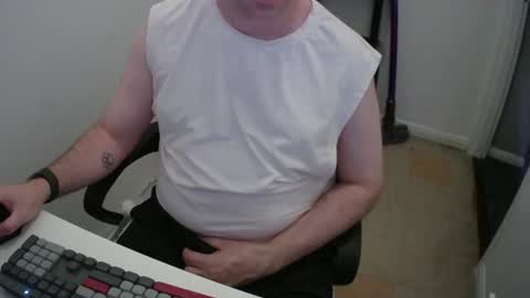 Morph online show from June 25, 8:02 pm