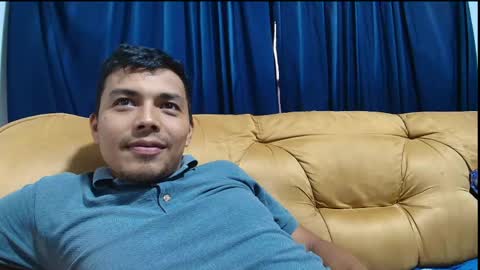 Esteban online show from May 4, 11:06 pm