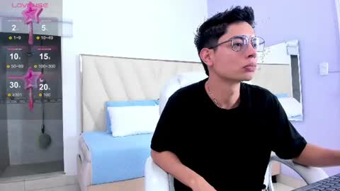 ethan12_ online show from June 21, 3:23 am