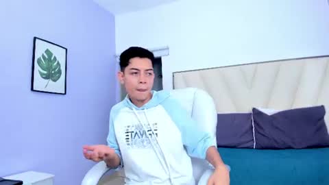 ethan12_ online show from June 18, 3:19 am