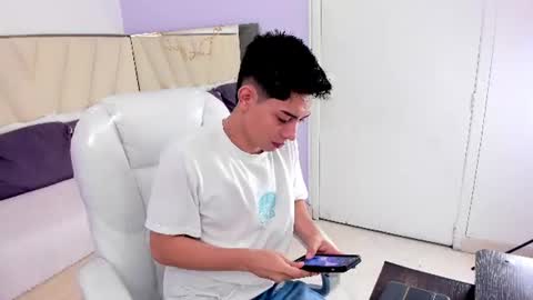 ethan12_ online show from June 14, 3:08 am