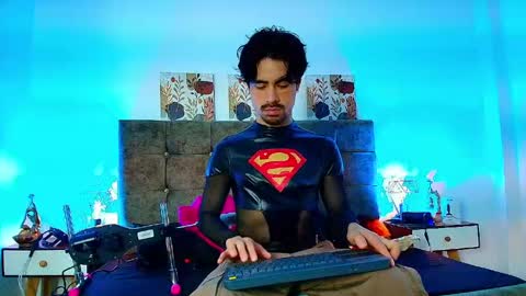 ethan  online show from May 5, 3:30 am
