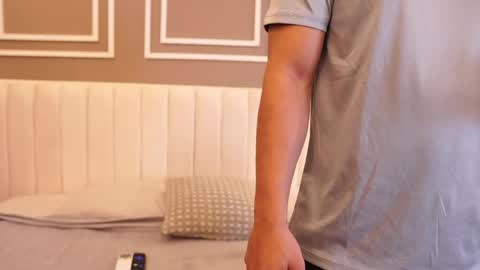 ethan_occonor online show from May 11, 12:40 pm