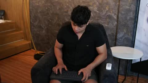 ethan_occonor online show from May 16, 2:48 pm
